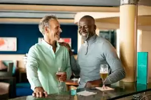 Salon & Bar Explorer