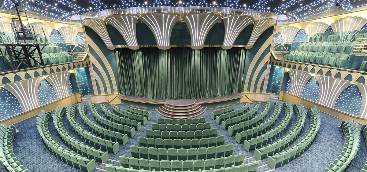 3- ROYAL THEATRE<br>SPECTACLES GRAND FORMAT